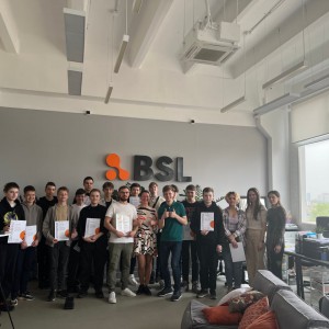 Наши резиденты проходят стажировку в IT-компании BSL - Школа программирования для детей, компьютерные курсы для школьников, начинающих и подростков - KIBERone г. Дурлешты
